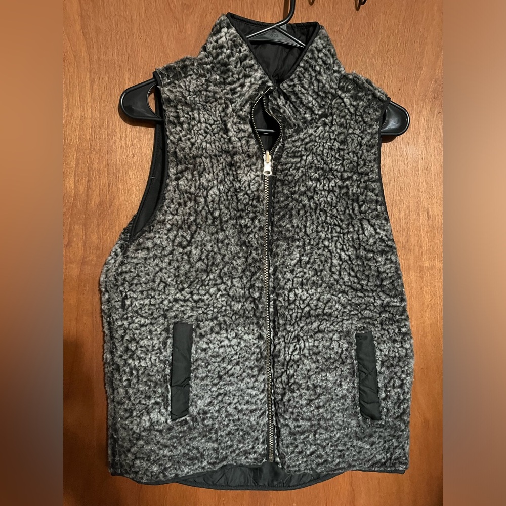 Thread & Supply Reversible Vest